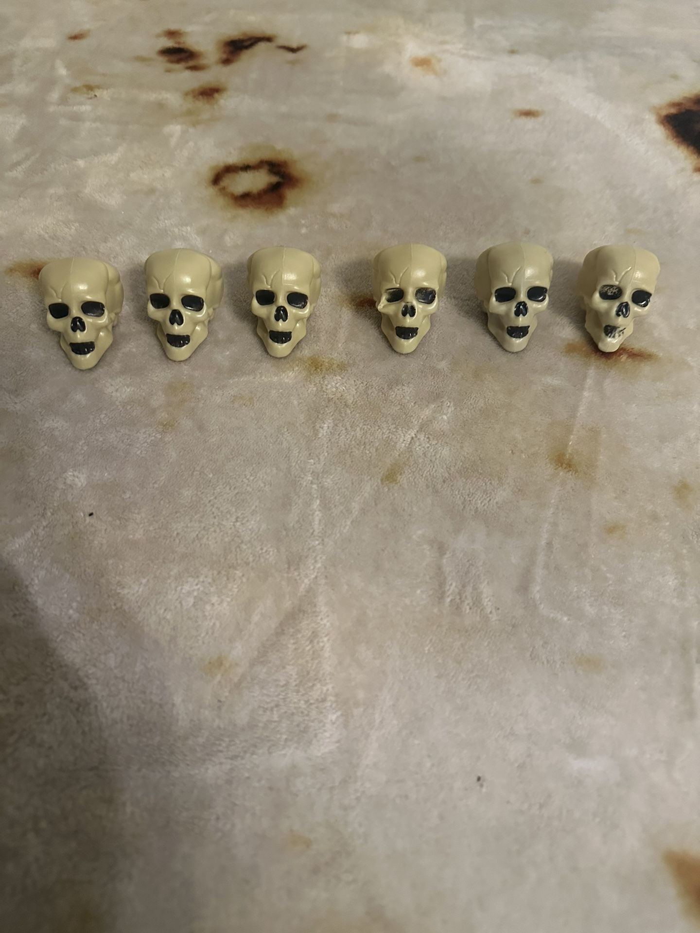25¢ Halloween Decorations