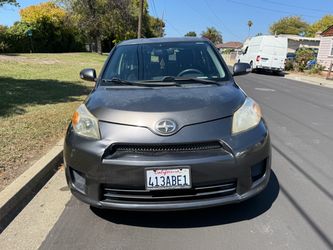 2010 Scion xD