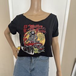 Women’s Motley Crue Crop Top Size L Vintage 