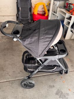 Baby Trend Car seat/ Stroller