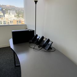 Studio Table oval 