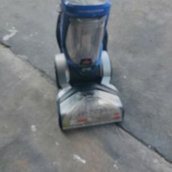 Carpet Cleaner Bissell Pro