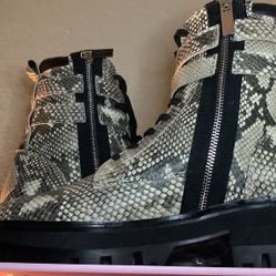 dolce vita boots paline snake combat New Size 8.5 Women