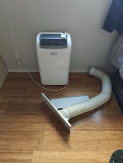 Black & Decker Portable Room AC