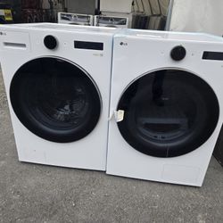 Lg Washer And Dryer Set Electric New Ventless 