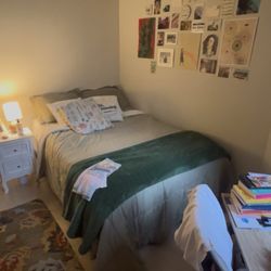 Full size mattress and bedframe