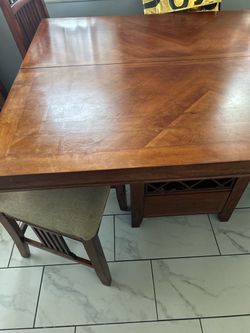Diner tables
