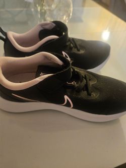 New girl Nike shoes