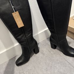 Dolce Vita Black Boots 