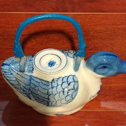 Vintage Porcelain Blue White Duck tea pot with lid 