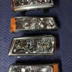 03-06 Chevy Silverado/Avalanche Headlights Faros Calaveras Micas Luces 