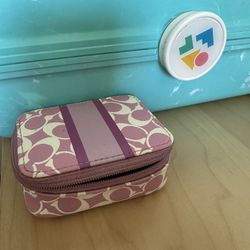 Coach Pill Holder