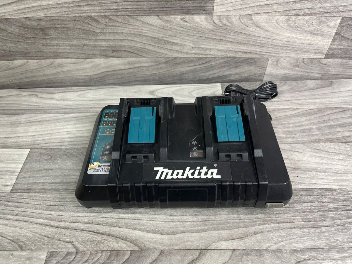 MAKITA DC18RD Dual Charger (A1D010257)