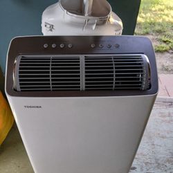 Toshiba Portable Air Conditioner 