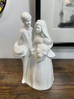 Royal Doulton Figurine “Bride And Groom”