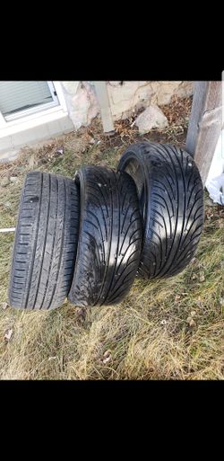 Set of 3 tires 18" 80%
