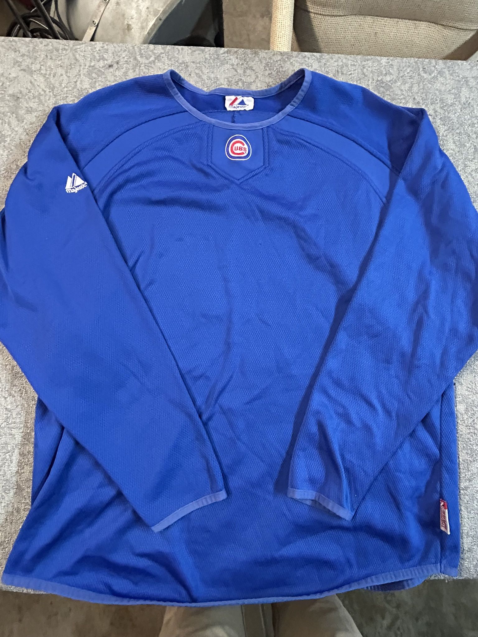 Chicago Cubs Long  Pullover