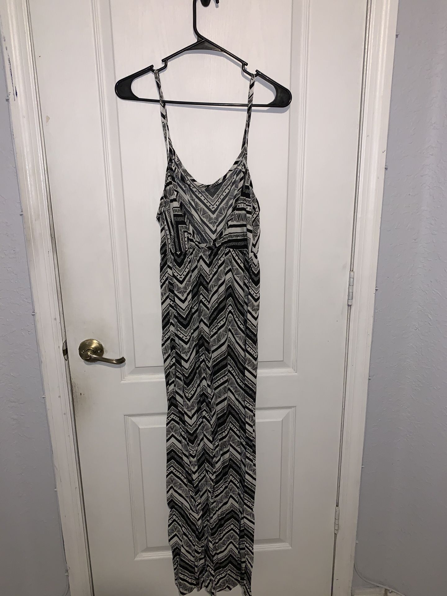black and white tribal maxi dress - Small