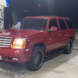 2003 Cadillac Escalade
