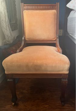 Beautiful Antique Wooden Chair