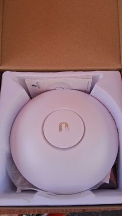 Ubiquiti Unifi Ap-AC Long Range - Wireless Access Point - 802.11 B/A/G/n/AC .