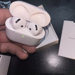 AirPod 4 w/ANC 