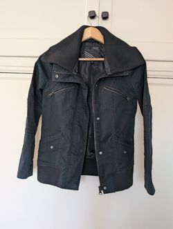 Van's Women's Black Jacket, XS