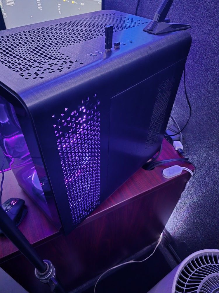 💻 High-End Gaming / Creator PC – RTX 4090 + i9 14900K + 6TB NVMe