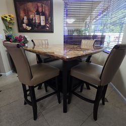 Table and 4 Chairs 