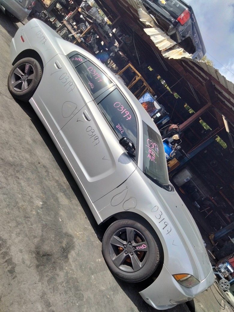 2012 Dodge Charger For Parts