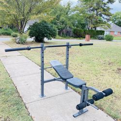 Golds Gym Bench With Cap Bar 