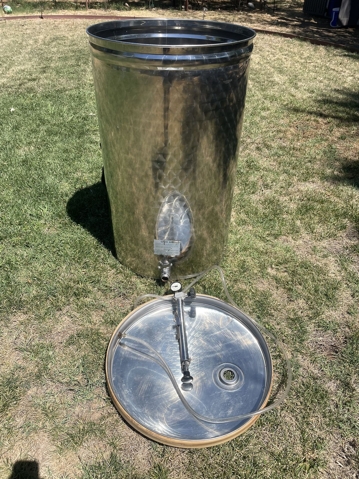 300 Liter Variable Capacity Stainless Steel Tank, Wine, Beer, Kombucha