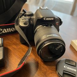 Canon Rebel T5i Camera With Accessories 