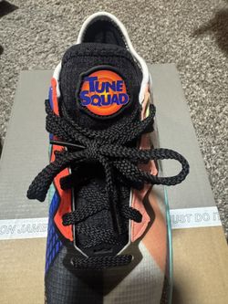 LeBron XVIII Low Space Jams 6.5youth