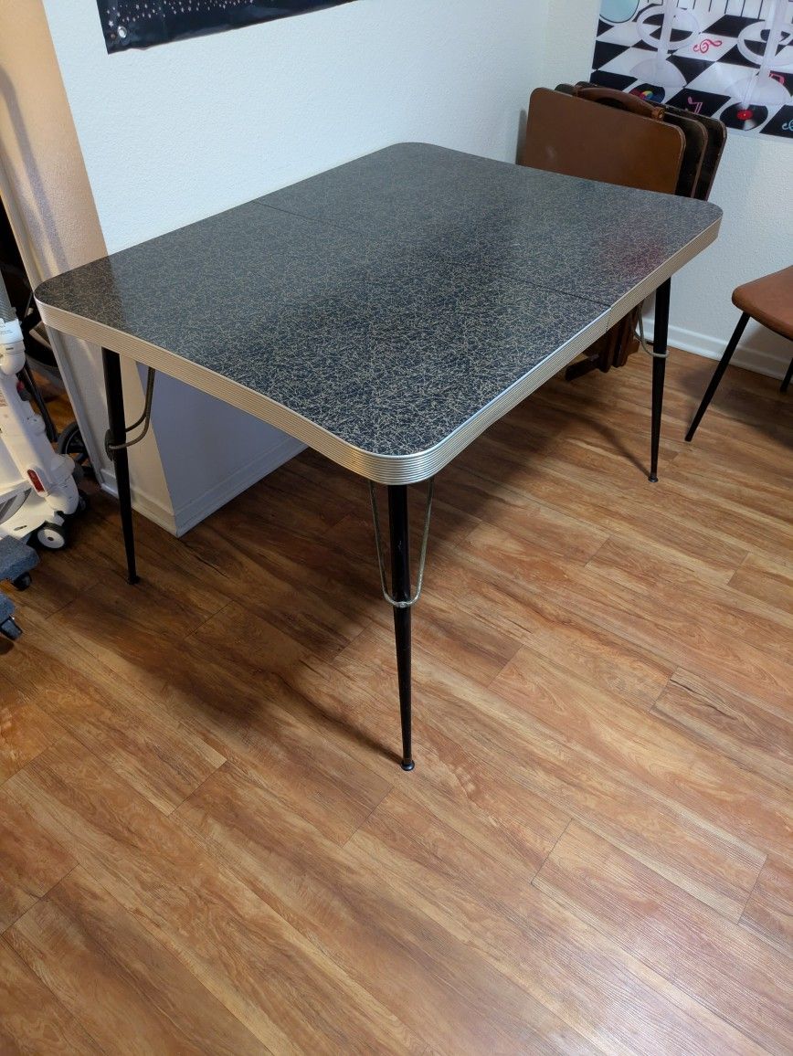 Classic Formica Table