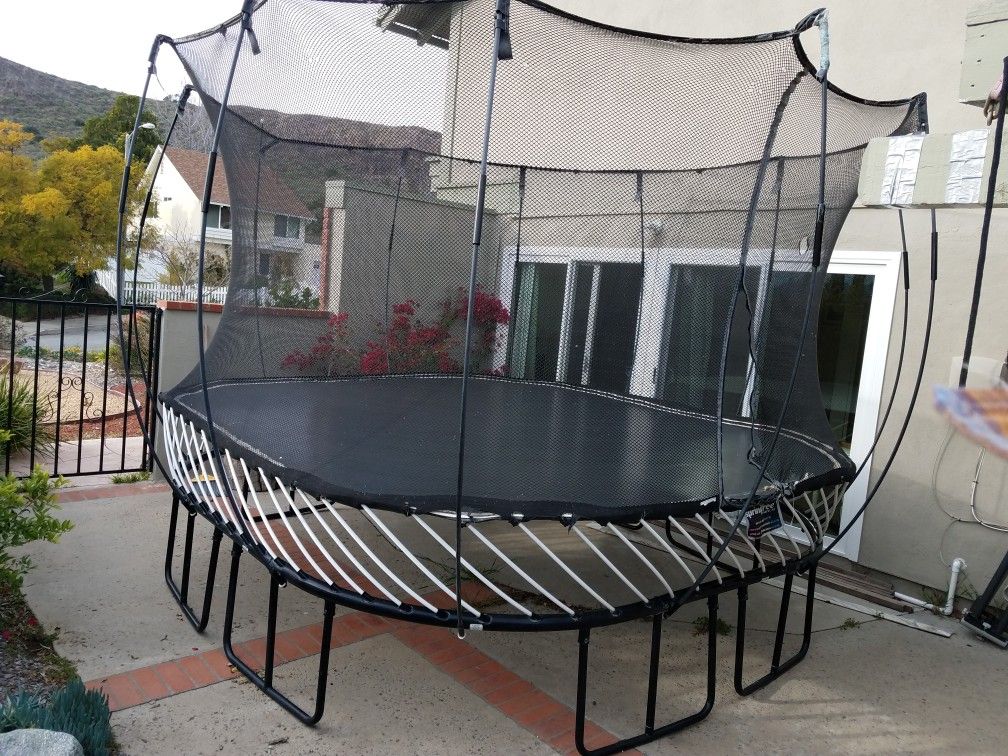 Springfree Trampoline 11x11