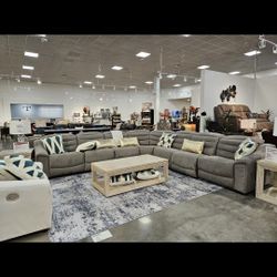 Ashley Modular Power Recliner Sectional- Like NEW