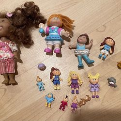Cabbage Patch Dolls Figurines