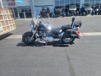 2005 Suzuki Boulevard v90
