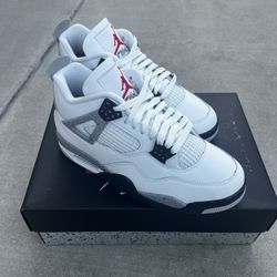 Air Jordan 4 