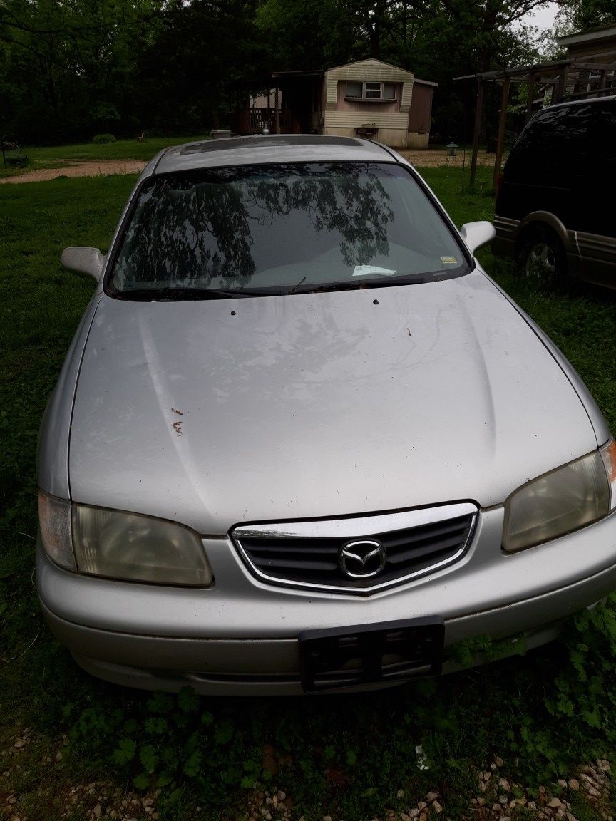 2001 Mazda 323