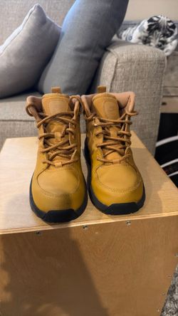 Nike Boots