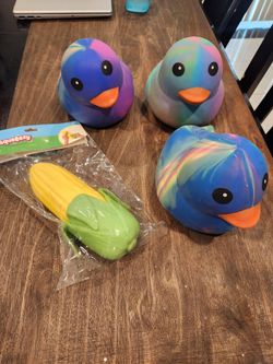 Viral duck squeezy