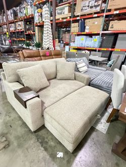 Oversized Thomasville Chair with ottoman