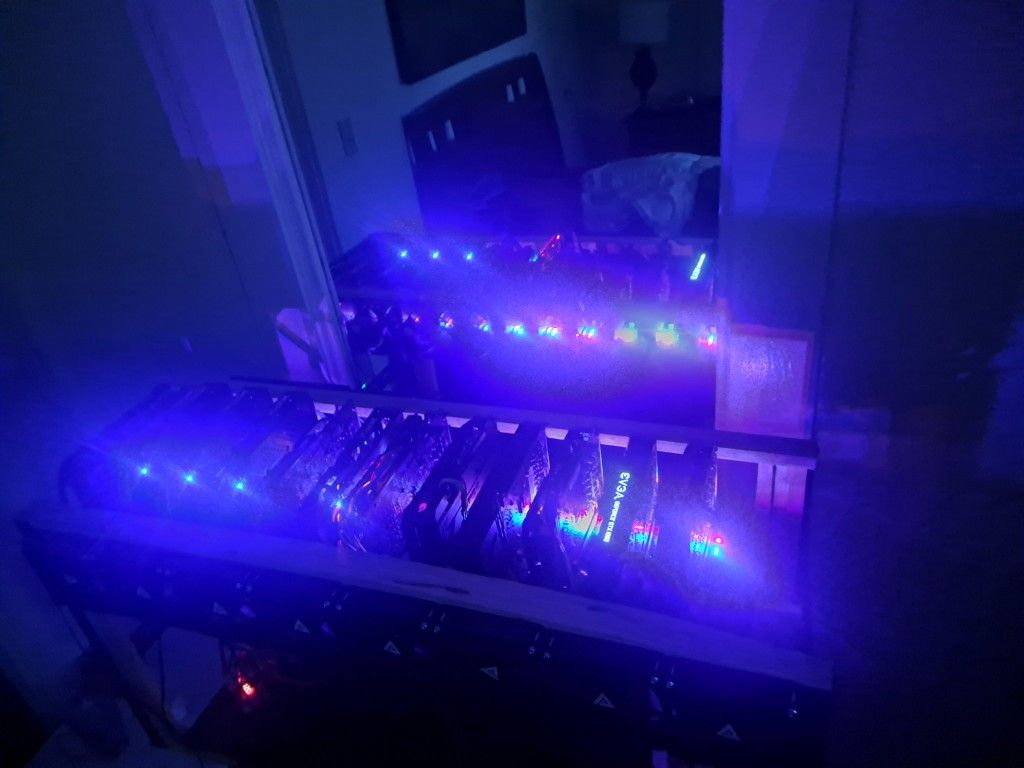 Crypto Mining Rig 250Mh , 12 GPUs