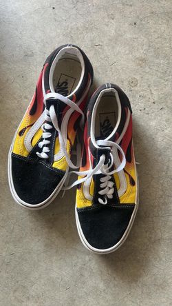 Vans size 8- location in description