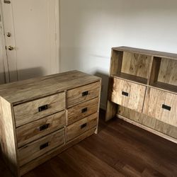 4 Piece Bedroom Set 