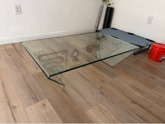 Curved Glass coffee table