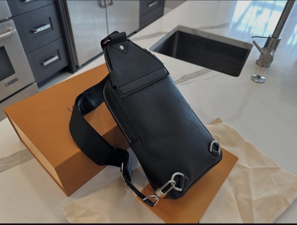 Avenue Bag