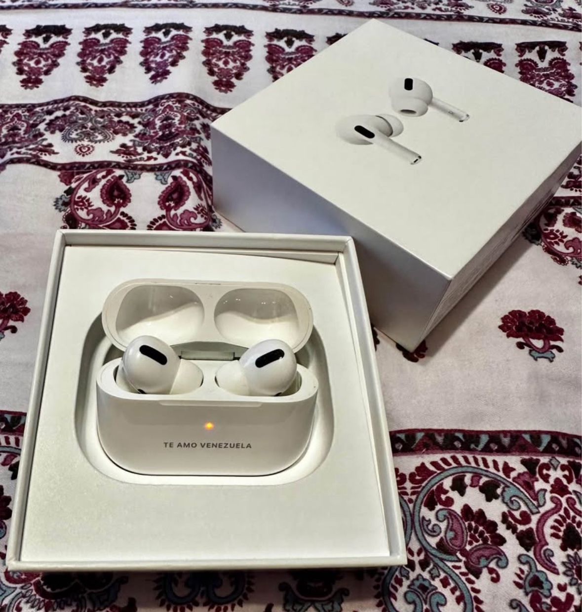 Apple AirPods Pro (1st Gen)